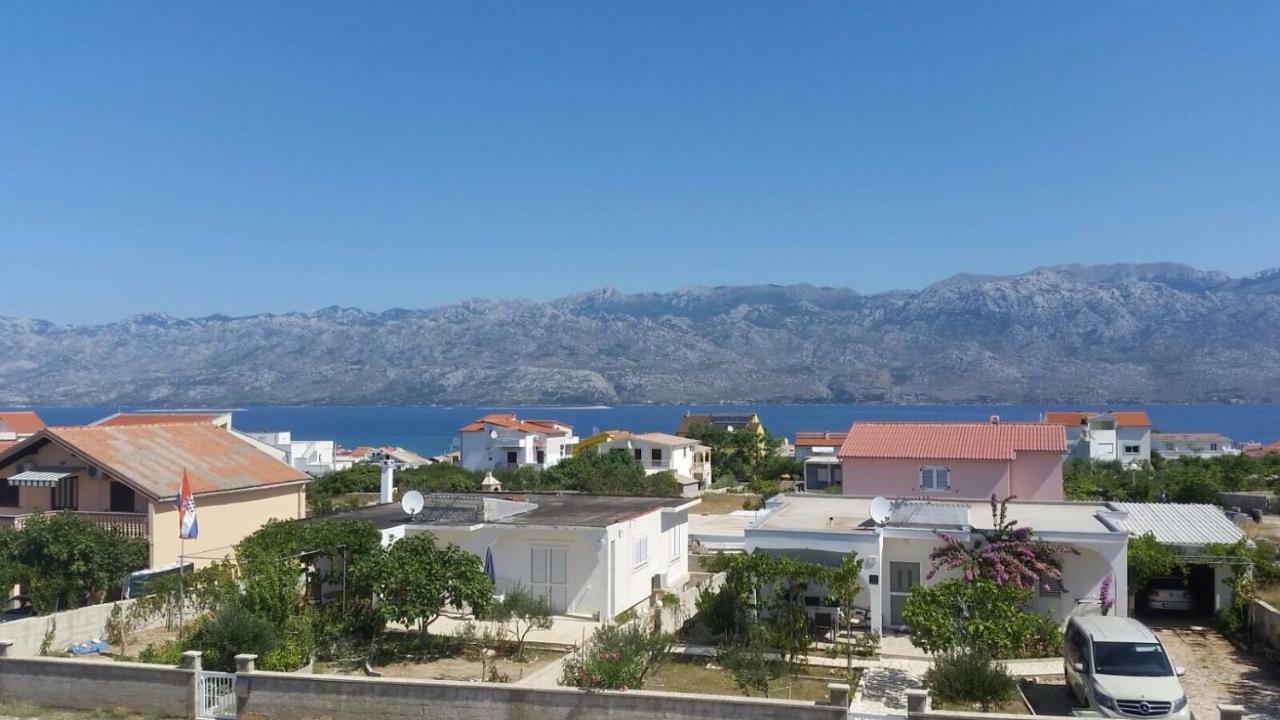 Miro Apartmani Ražanac エクステリア 写真