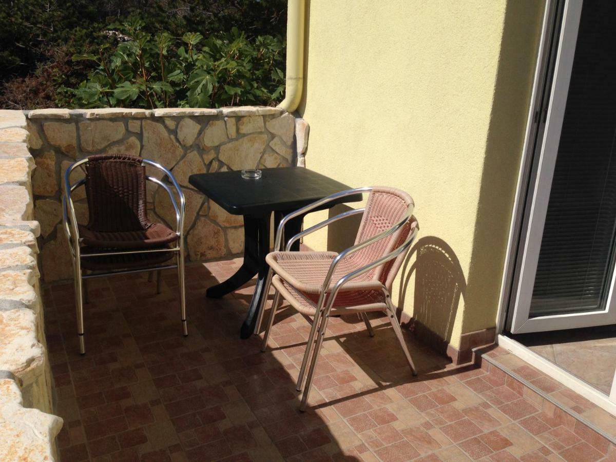 Miro Apartmani Ražanac エクステリア 写真